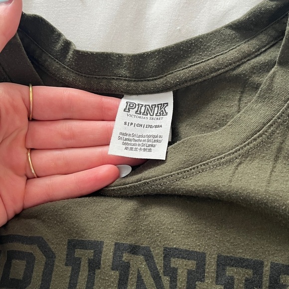 VS Pink T-Shirt - S - Picture 2 of 2